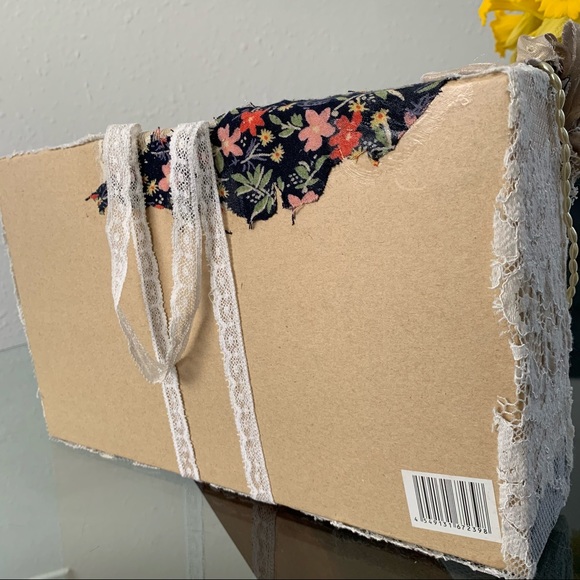 Lovely Star Shadow Box Art Wall Hanging - Picture 5 of 11